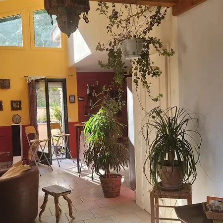 Les Ailanthes Ларжантьер