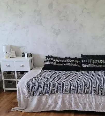 Les Ailanthes Ларжантьер